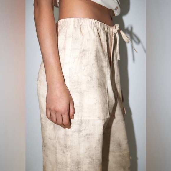 Zara Printed Cargo Pants - Picture 2 of 4